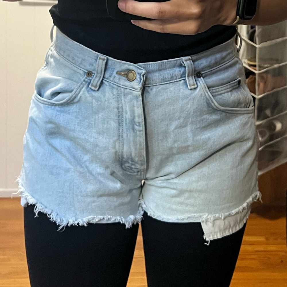 Light wash wrangler jean shorts - Picture 11 of 11